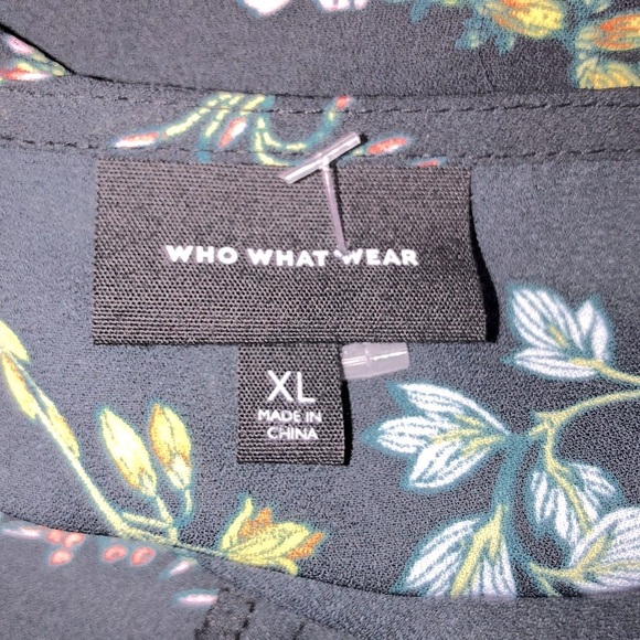 Who What Wear size XLarge boho floral flirty top - Picture 3 of 3